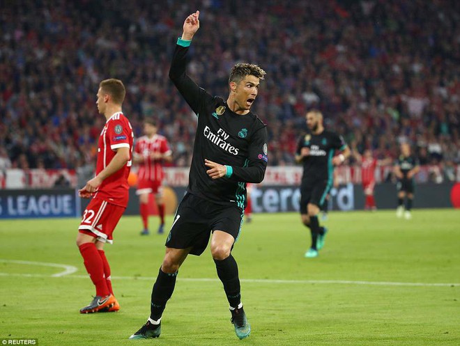 Ronaldo tàng hình, vẫn đi vào lịch sử Champions League - Ảnh 2.