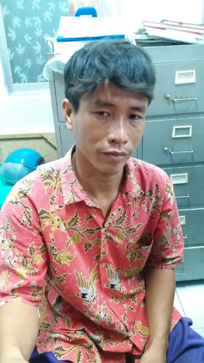 Xem đ&aacute;nh b&agrave;i ở ph&ograve;ng trọ của bạn, nam thanh ni&ecirc;n bị đ&acirc;m tử vong - Ảnh 1.