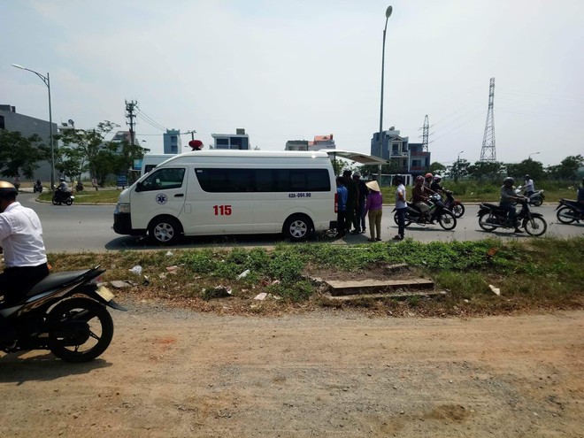 Nhảy cầu tự tử, nam thanh niên 18 tuổi lại luống cuống bám vào cọc tiêu giữa sông - Ảnh 2.