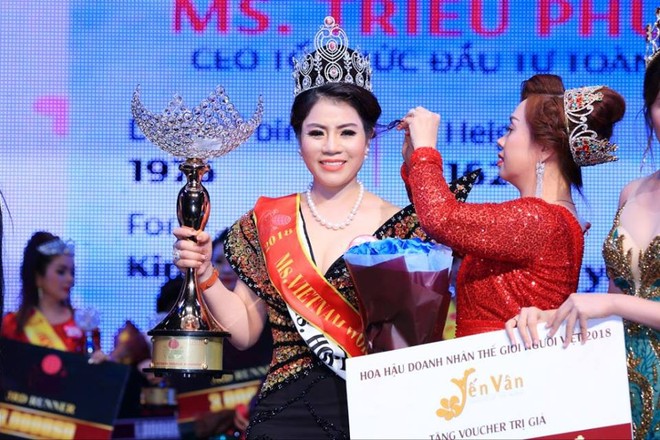 Hoa hậu doanh nhân Nguyễn Thị Nhung là nghi phạm cầm đầu đường dây mua bán hóa đơn hàng ngàn tỉ ở Hải Phòng - Ảnh 1.