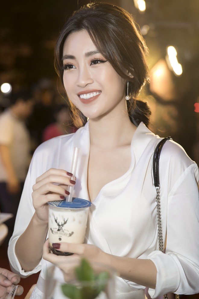 Diệp Lâm Anh cùng dàn Hoa hậu, Á hậu hội ngộ tại sự kiện khai trương trà sữa The Alley Hà Nội - Ảnh 10.