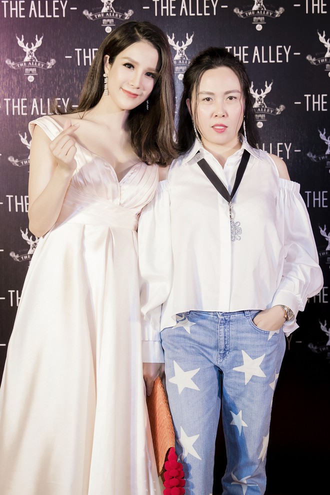 Diệp Lâm Anh cùng dàn Hoa hậu, Á hậu hội ngộ tại sự kiện khai trương trà sữa The Alley Hà Nội - Ảnh 14.