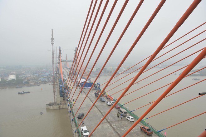 Hợp long cầu Bạch Đằng, nối cao tốc Hà Nội - Hải Phòng tới Hạ Long - Ảnh 4.