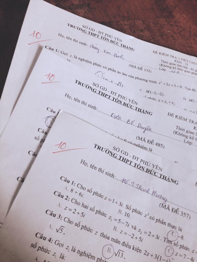 Thật tuyệt vời khi có được Điểm 10! Hãy xem hình ảnh liên quan để cảm nhận khát khao và nỗ lực của những học sinh tuyệt vời này.