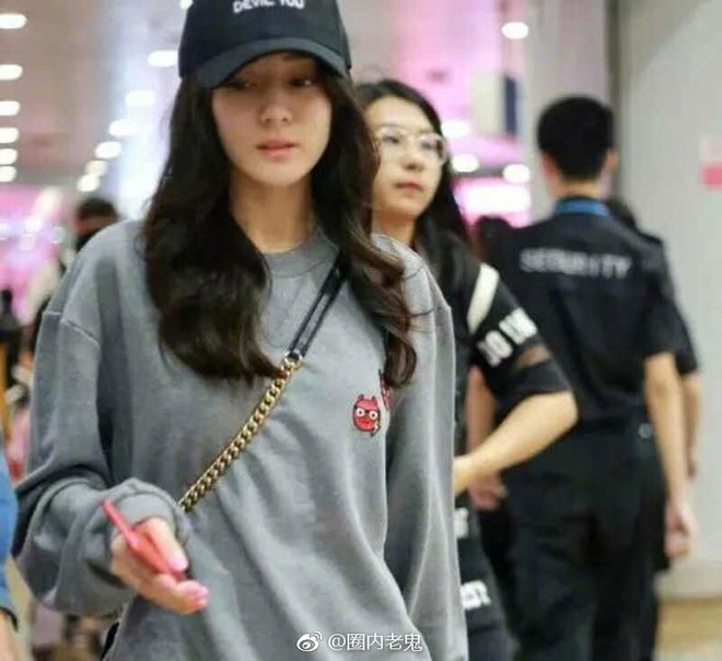 Cuộc chiến mặt mộc của d&agrave;n mỹ nh&acirc;n: Người đẹp chuẩn nữ thần, kẻ gi&agrave; đi tr&ocirc;ng thấy  - Ảnh 5.