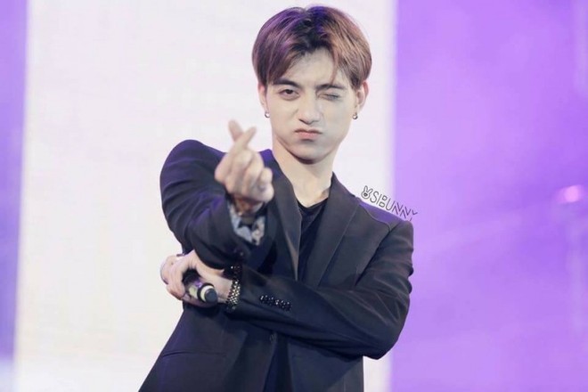 Khoảnh khắc chứng minh: Kh&ocirc;ng cần cao to vạm vỡ, d&agrave;n nam thần Vbiz vẫn khiến fan girl xin chết v&igrave; khu&ocirc;n mặt đẹp ho&agrave;n mĩ - Ảnh 18.
