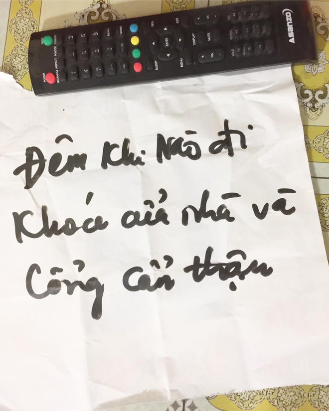 Điện thoại có xịn xò bao nhiêu chăng nữa thì bố mẹ vẫn cứ thích viết giấy dặn dò con cái thế này đây! - Ảnh 4.