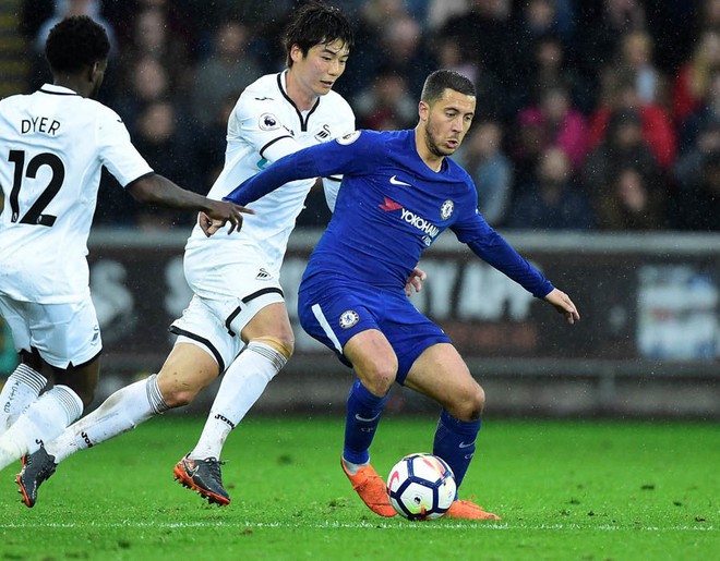 Fabregas lập siêu phẩm, Chelsea chưa buông hy vọng giành vé Champions League - Ảnh 8.