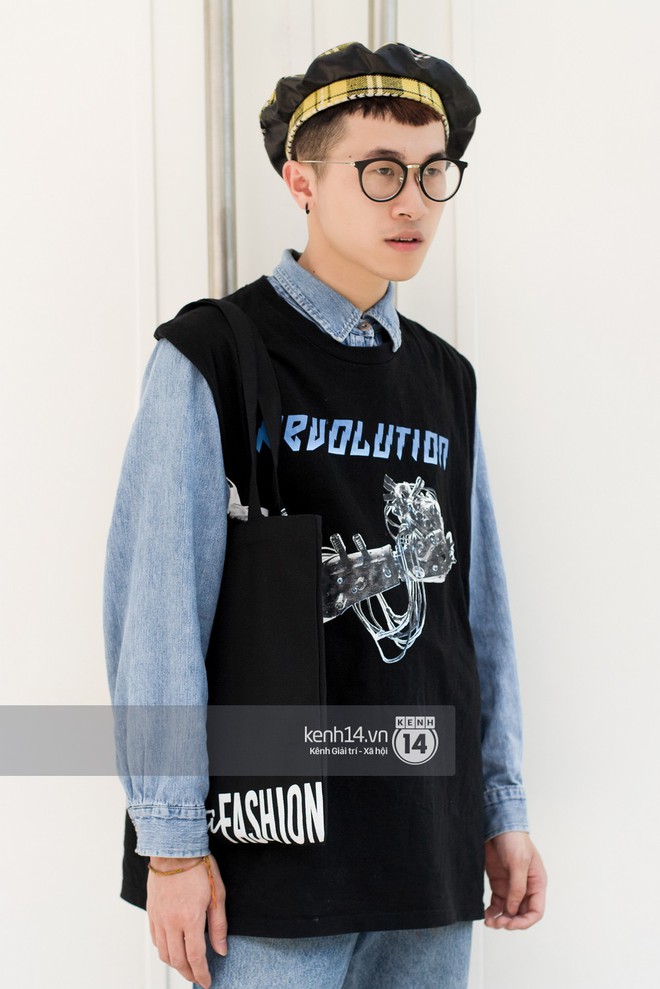 Street style 2 miền: B&ecirc;n cạnh những m&oacute;n đồ hot trend, diện đồ đ&ocirc;i ch&iacute;nh l&agrave; chi&ecirc;u mới để c&aacute;c bạn trẻ thể hiện phong c&aacute;ch - Ảnh 18.
