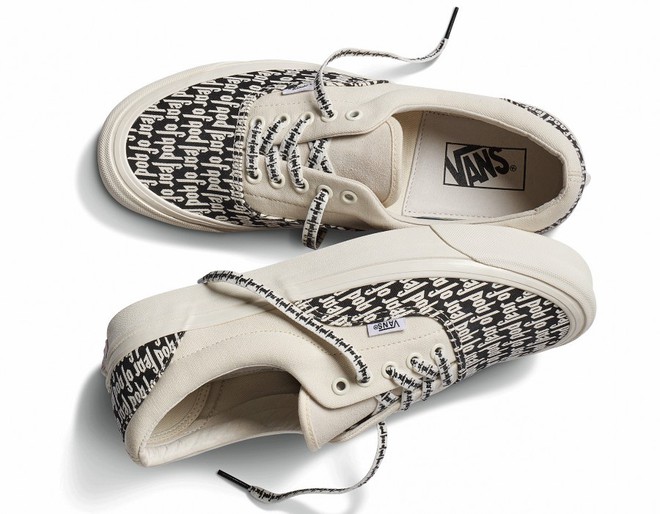 Vans x Fear of God: Vốn nổi tiếng là hãng bán sneakers bình dân, đôi Vans này lại có giá đến 16 triệu đồng - Ảnh 1.