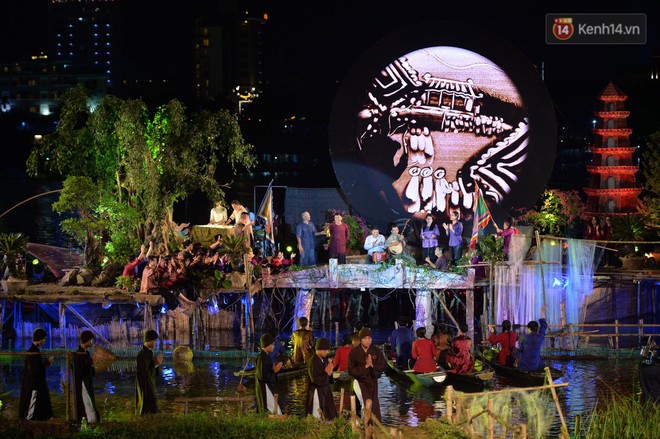 Festival Huế 2018 đặc sắc với “Âm vọng sông Hương” - chương trình nghệ thuật mang hình ảnh thân thương của những con người cố đô Huế - Ảnh 4.