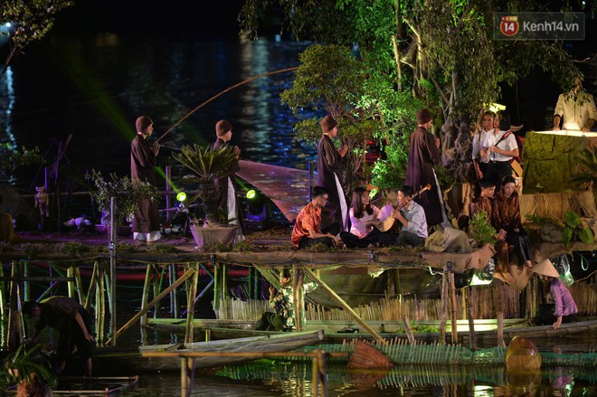Festival Huế 2018 đặc sắc với “Âm vọng sông Hương” - chương trình nghệ thuật mang hình ảnh thân thương của những con người cố đô Huế - Ảnh 13.