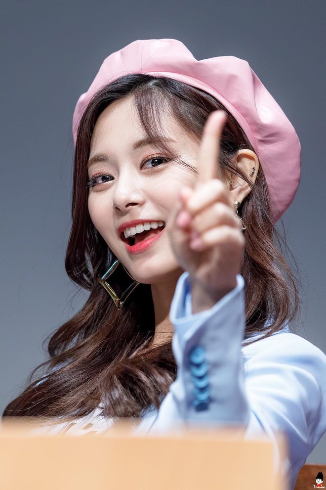 Những gương mặt mộc g&acirc;y sốc nhất lịch sử Kpop: D&agrave;n idol đều biến h&igrave;nh, nhưng nh&acirc;n vật số 7 lại bị ch&ecirc; nhiều nhất - Ảnh 18.