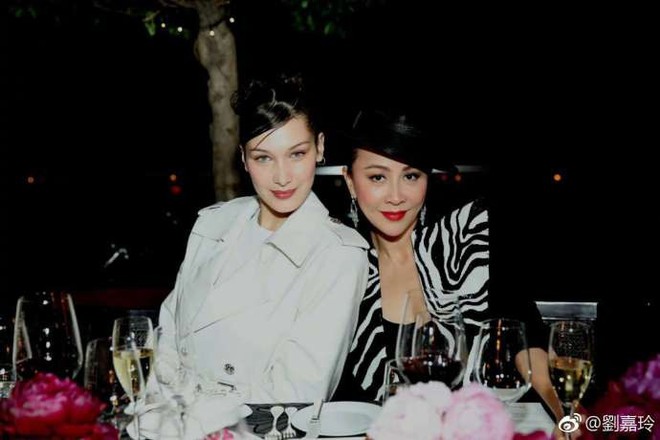 Bella Hadid - Lưu Gia Linh chung 1 khung hình: Nhất tỷ Cbiz đánh bật đàn em trẻ tuổi và danh tiếng? - Ảnh 1.