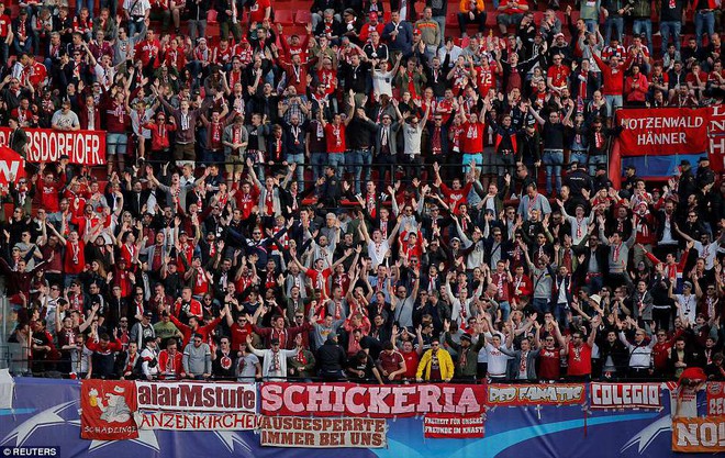 Sevilla 1-2 Bayern Munich: James Rodriguez vào sân tạo ra bước ngoặt - Ảnh 2.