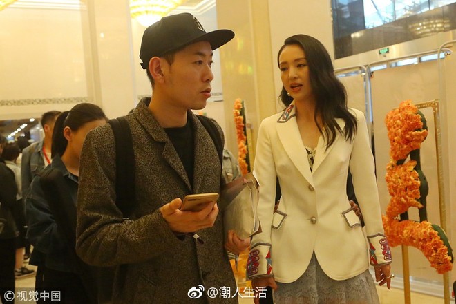 Mỹ nh&acirc;n Đổng Tuyền lần đầu xuất hiện sang chảnh giữa t&acirc;m b&atilde;o scandal chồng bị bắt v&igrave; cưỡng d&acirc;m - Ảnh 4.