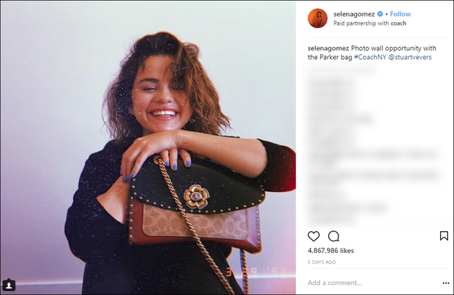 Hậu nghi vấn bị The Weeknd đ&aacute; x&eacute;o trong hit mới, Selena đăng ảnh cười h&iacute;p hết cả mắt - Ảnh 4.