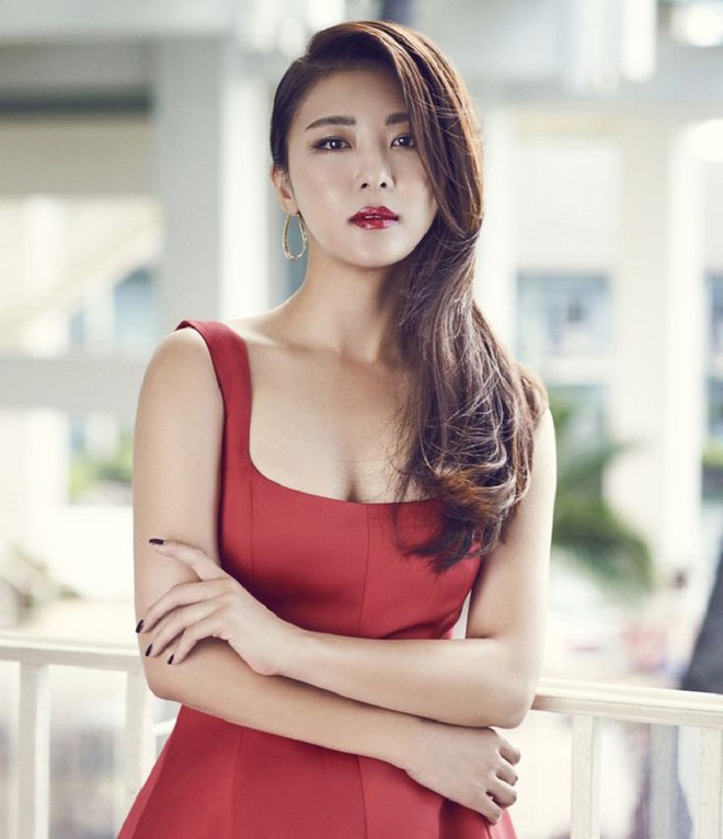 D&#249; Ä&#227; bÆ°á»c sang tuá»i 40 nhÆ°ng Ha Ji Won c&#243; b&#237; quyáº¿t g&#236; m&#224; váº«n tráº» trung nhÆ° g&#225;i Ä&#244;i mÆ°Æ¡i? - áº¢nh 2.