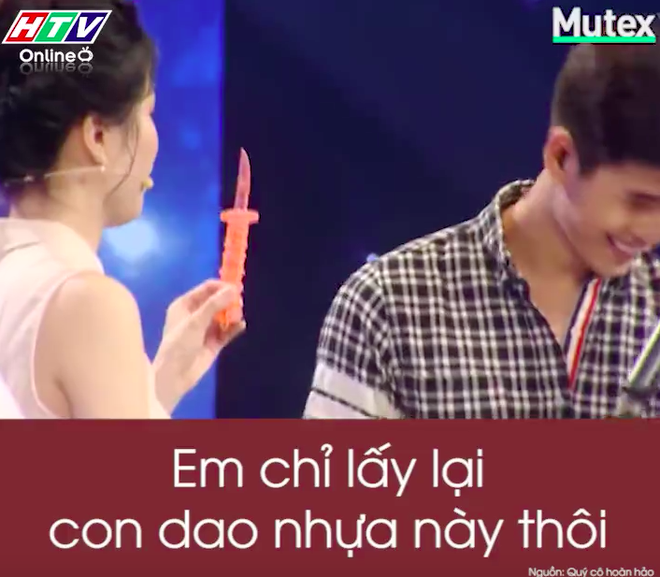 Cô gái bá đạo mang dao lên tivi tỏ tình với crush và cái kết không ai ngờ - Ảnh 3.