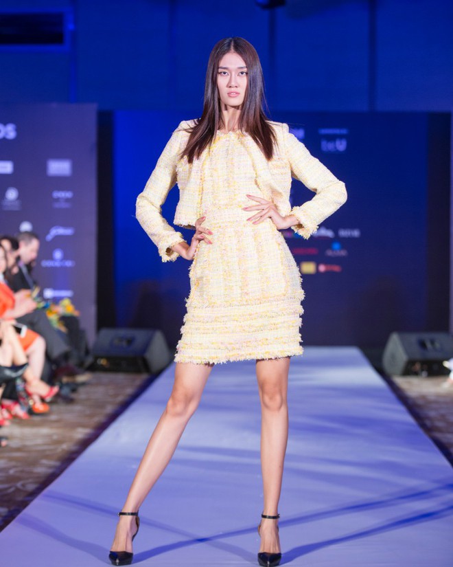 Hơn 1 tuần nữa mới khai mạc nhưng Vietnam International Fashion Week đã hé lộ dần các thiết kế mới - Ảnh 5.