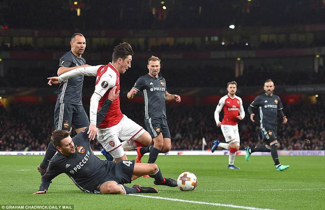 Ramsey lập cú đúp, Arsenal đặt một chân vào bán kết Europa League - Ảnh 5.