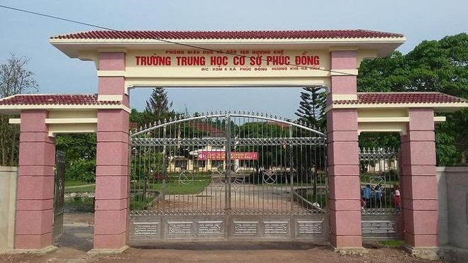 Nhóm thanh niên chạy xe máy kẹp 4, mang vũ khí vào trường “dằn mặt” học sinh lớp 9 ở Hà Tĩnh - Ảnh 2.