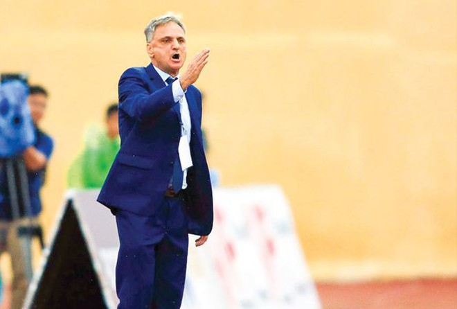 V.League 2018: Vận đen của c&aacute;c HLV ngoại - Ảnh 1.