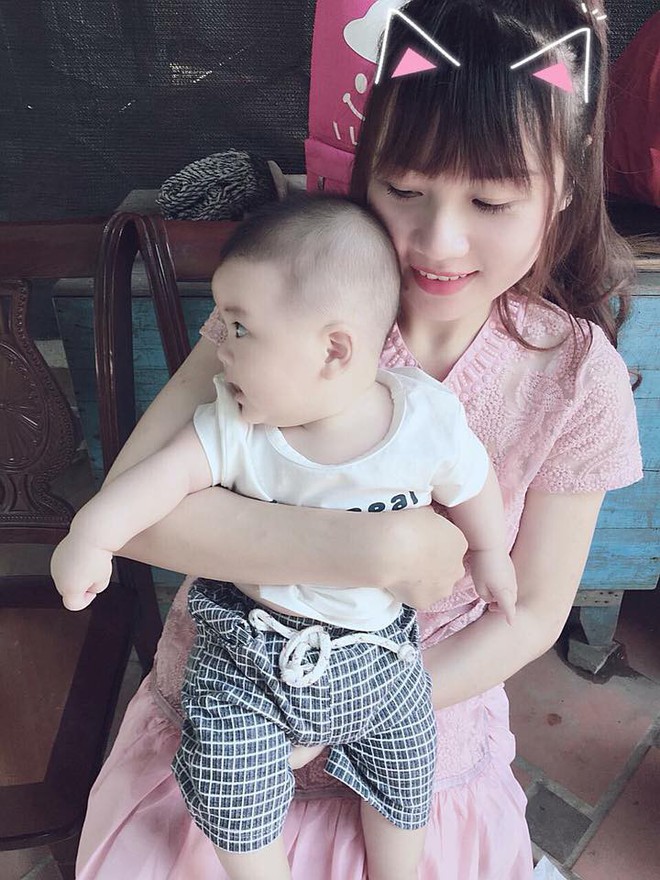 Một chiếc v&aacute;y hai số phận: Khi bạn bảo đ&atilde; bầu vượt mặt nhưng chủ shop online vẫn xinh lắm, vừa m&agrave; - Ảnh 3.