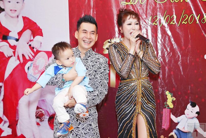 Sau ca đại phẫu to&agrave;n th&acirc;n, Phi Thanh V&acirc;n xuất hiện với v&ograve;ng 3 biến dạng - Ảnh 4.