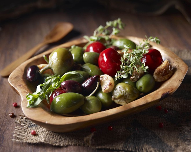 Kết hợp quả olive trong bữa ăn để nhận được đủ 6 lợi ích tuyệt vời, trong đó có cả giảm cân - Ảnh 4.