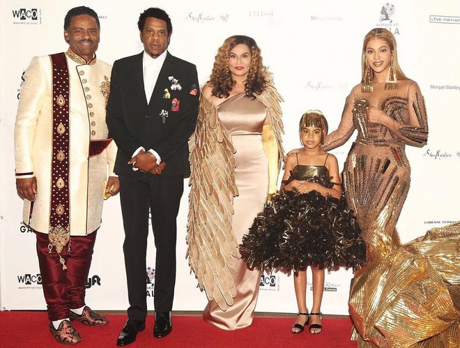 Đẳng cấp &aacute;i nữ nh&agrave; Beyonc&eacute; & Jay-Z: tr&ograve;n 6 tuổi đ&atilde; c&oacute; stylist ri&ecirc;ng c&ugrave;ng tủ đồ hiệu vạn người m&ecirc; - Ảnh 1.