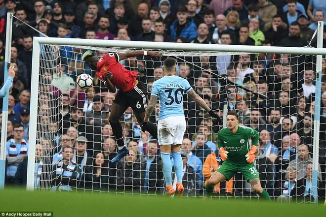 Dấu ấn Man City vs MU: Pogba thể hiện bản lĩnh, trọng tài mắc sai lầm tai hại - Ảnh 3.