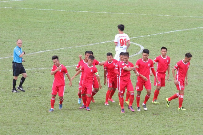 H&agrave;ng ng&agrave;n fan đất v&otilde; xem Viettel đấu B&igrave;nh Định ở Cup Quốc gia - Ảnh 15.
