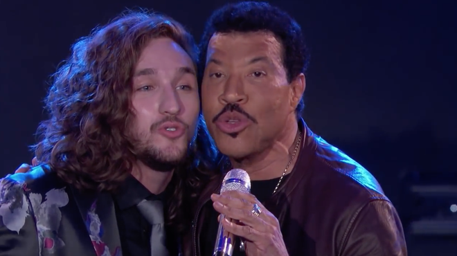 Cả gan h&aacute;t hit Hello trước mặt Lionel Richie, th&iacute; sinh American Idol v&atilde; mồ h&ocirc;i như tắm - Ảnh 11.
