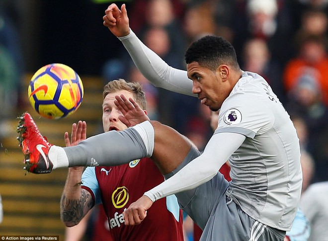 Martial ghi bàn duy nhất, Man Utd nhọc nhằn giành 3 điểm trước Burnley - Ảnh 10.