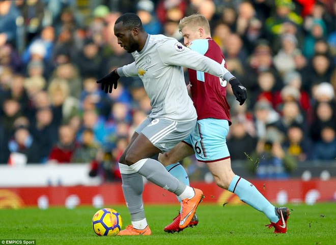 Martial ghi bàn duy nhất, Man Utd nhọc nhằn giành 3 điểm trước Burnley - Ảnh 8.