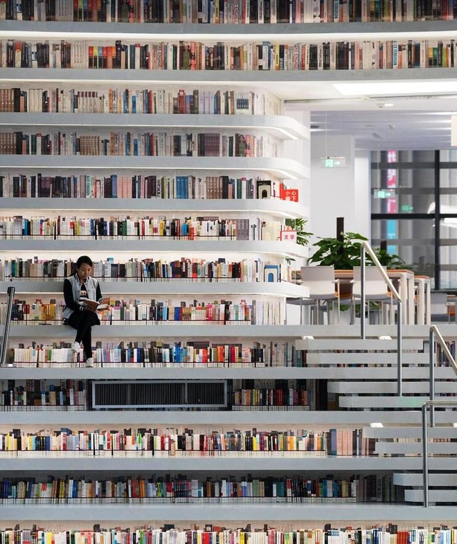 Lạc lối trong thư viện rộng mênh mông, được đánh giá đẹp nhất Trung Quốc với 1,2 triệu cuốn sách - Ảnh 8.