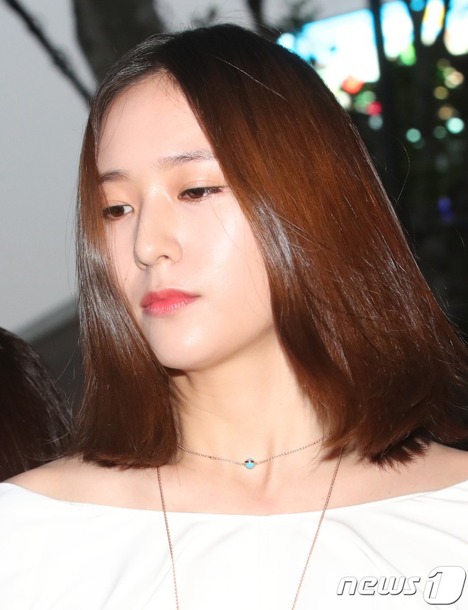 Sự kiện g&acirc;y sốt v&igrave; hội tụ to&agrave;n sao sang chảnh: Chị em Jessica v&agrave; Krystal qu&aacute; xuất sắc b&ecirc;n d&agrave;n chị đại, t&agrave;i tử hạng A - Ảnh 7.
