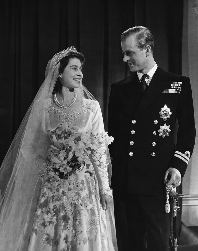 Đám cưới Hoàng gia tưởng chừng hoàn hảo tuyệt đối vẫn xảy ra không ít sự cố “dở khóc dở cười” đi vào lịch sử - Ảnh 13.