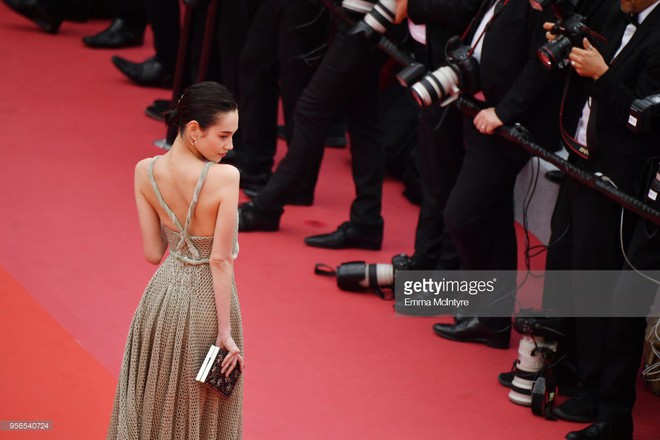 Sau 3 năm chia tay, Kiko Mizuhara gây xôn xao vì lộ dấu vết tình cảm với G-Dragon ngay tại thảm đỏ Cannes? - Ảnh 2.