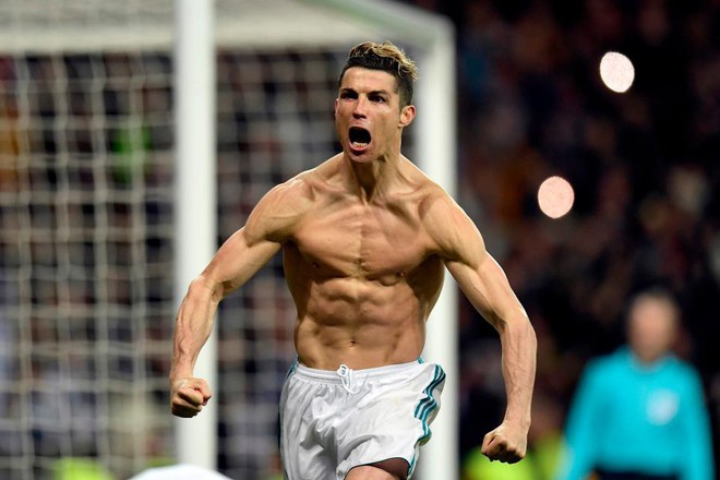 Ronaldo hóa thân thành thủ lĩnh siêu anh hùng, có phim hoạt hình riêng - Ảnh 2.