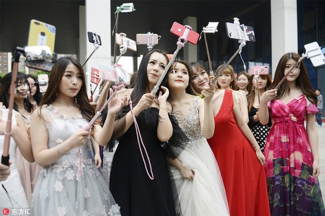 Thăm thú lò đào tạo hotgirl mạng xã hội lớn nhất xứ Hoa: Chả thấy học gì, chỉ thấy selfie - Ảnh 3.