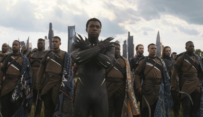 Đạo diễn Avengers: Infinity War tận t&igrave;nh gỡ rối hết 18 điều fan thắc mắc - Ảnh 18.