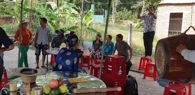 Vụ giết người chôn xác nhiều lần ở Đà Nẵng: Tìm kiếm suốt 5 ngày, mẹ già đau đớn hay tin con bị bạn giết - Ảnh 1.