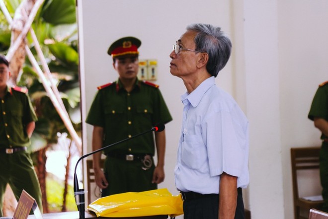 Luật sư bào chữa cho bị cáo 77 tuổi sau khi thân chủ bị tuyên y án sơ thẩm 3 năm tù vì tội dâm ô trẻ em: “Thân chủ của tôi bị oan” - Ảnh 4.