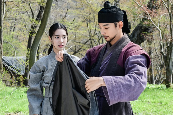 Grand Prince: Phim Hàn vừa lập kỉ lục rating, không sáng tạo nhưng rất hút fangirl - Ảnh 6.