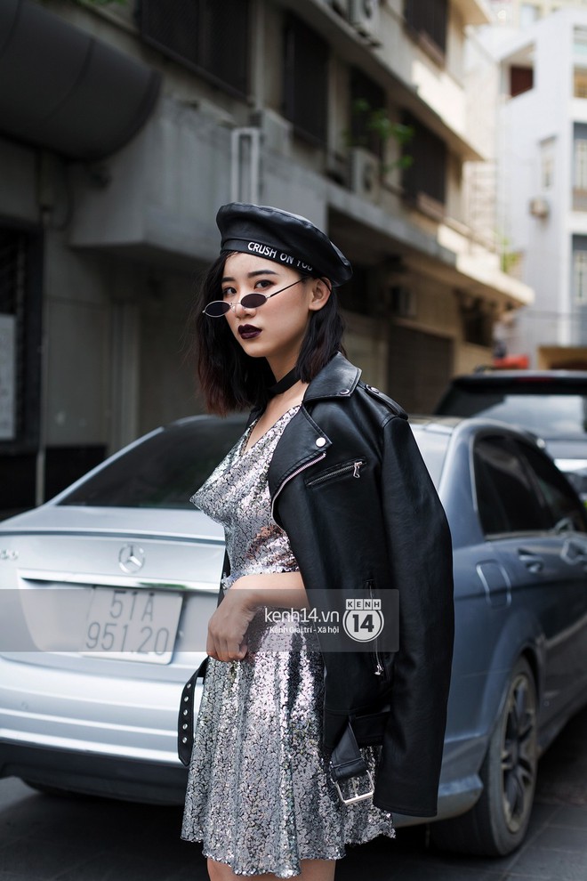 Street style giới trẻ Việt: H&agrave; Nội to&agrave;n &aacute;o 2 d&acirc;y v&agrave; xuy&ecirc;n thấu m&aacute;t mẻ; S&agrave;i G&ograve;n vẫn điệp kh&uacute;c c&agrave;ng ấm c&agrave;ng chất - Ảnh 16.