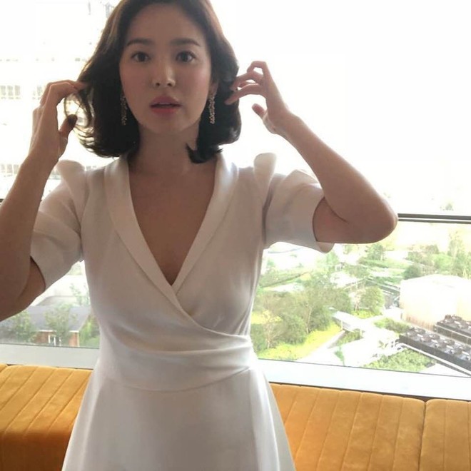 Song Hye Kyo tại sự kiện hôm nay: Chưa cần ảnh HD căng đét đã đẹp khó tin đến nhường này - Ảnh 12.