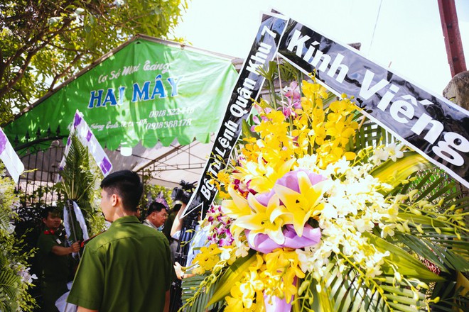 Nước mắt người thân của hiệp sĩ bị đâm tử vong: “Con thích bắt cướp giống cha, nhưng giờ con ngã xuống rồi..." - Ảnh 6.