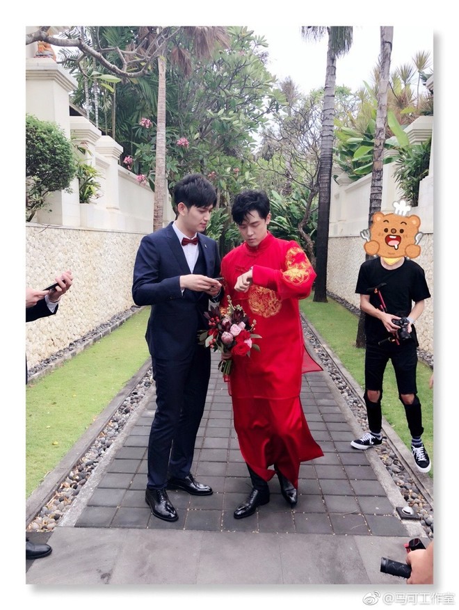 Đám cưới hot của Cbiz hôm nay: Tình địch của Dương Mịch lên xe hoa với đồng nghiệp sau 3 tháng sinh con - Ảnh 1.